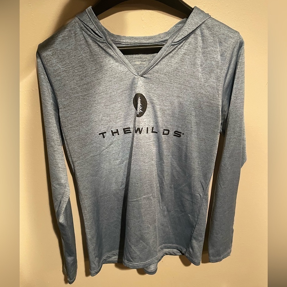 The Wilds Mens Active Apparel Size Medium